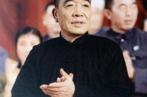 1986年陈永贵病逝，追悼会规格成难题，邓小平只说了一句话，全场安静